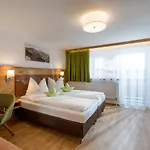 Leni Mayrhofen