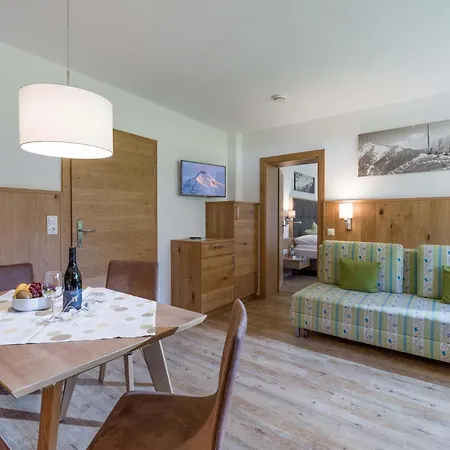 Leni Apartman