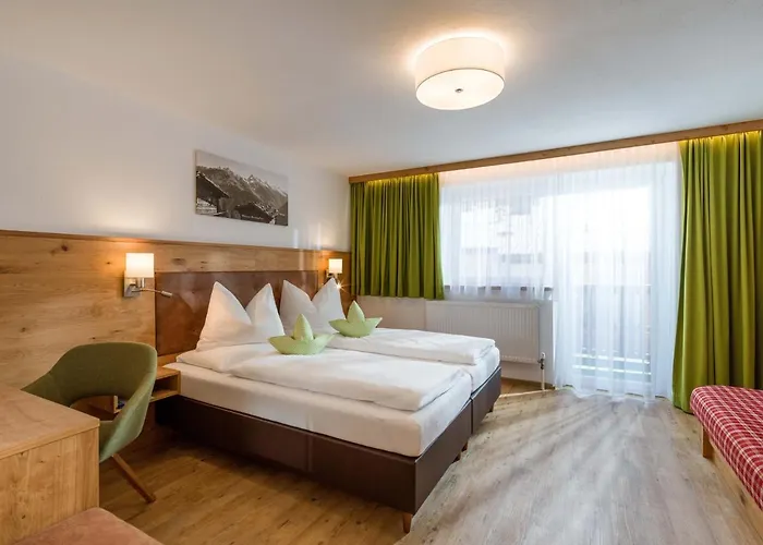 Leni マイヤーホーフェン